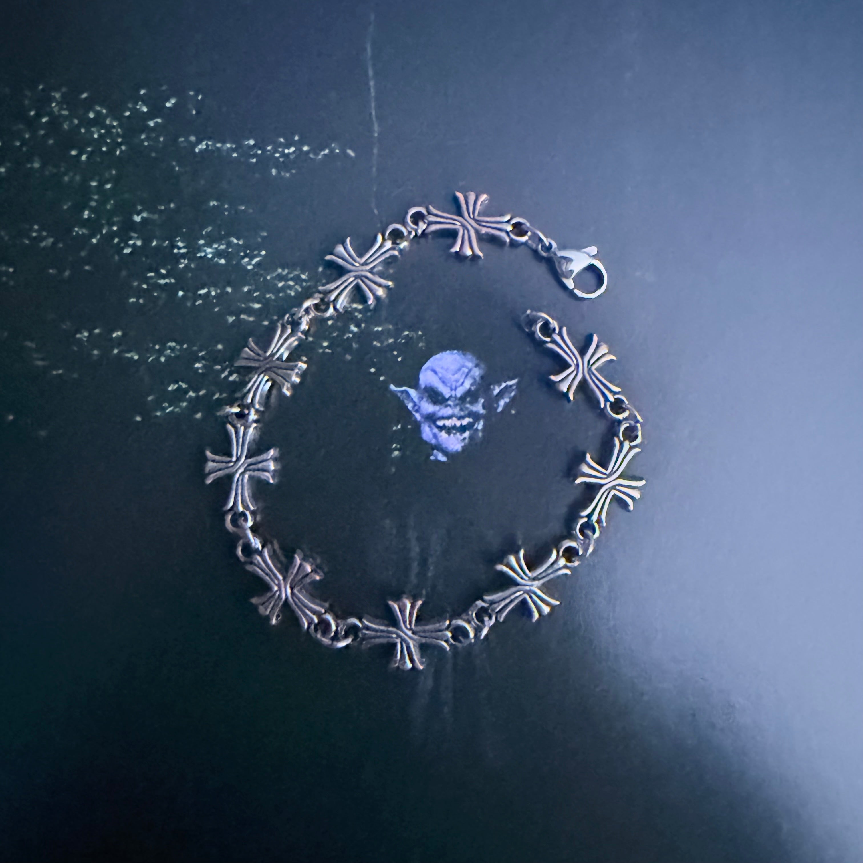 Simple cross bracelet (pre-order)