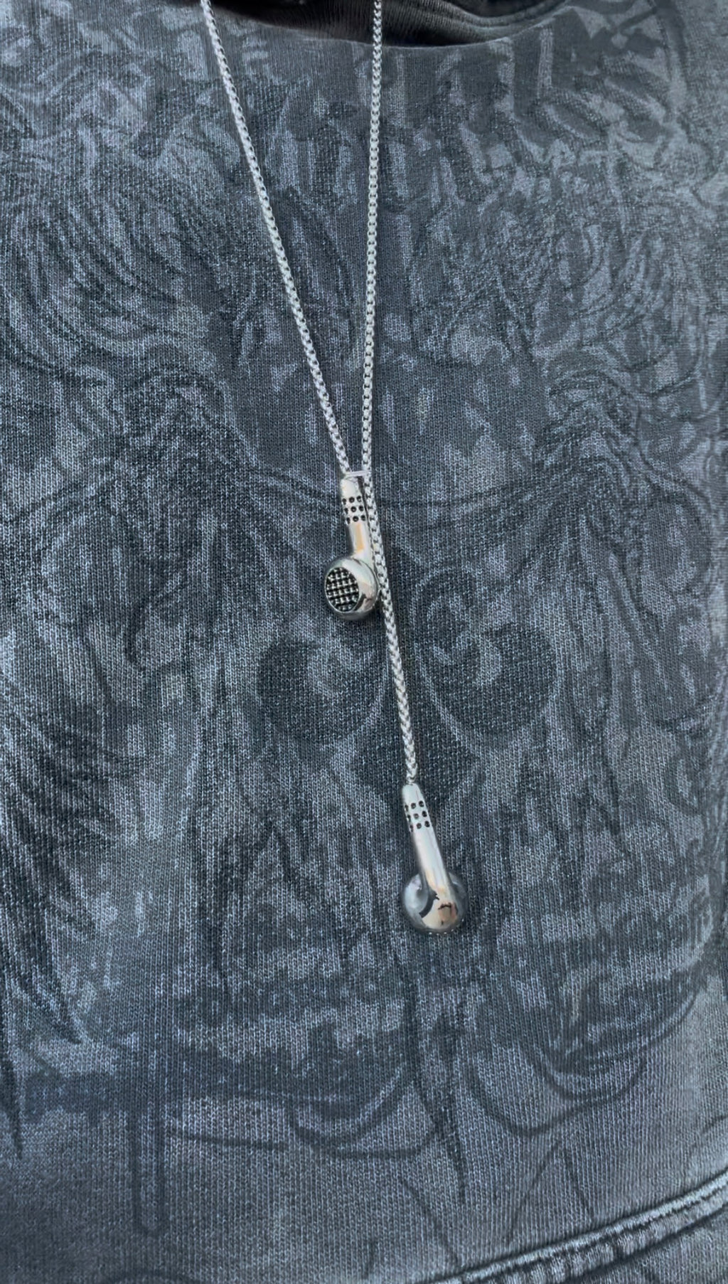 Stainless Steel Earphone Pendant Necklace